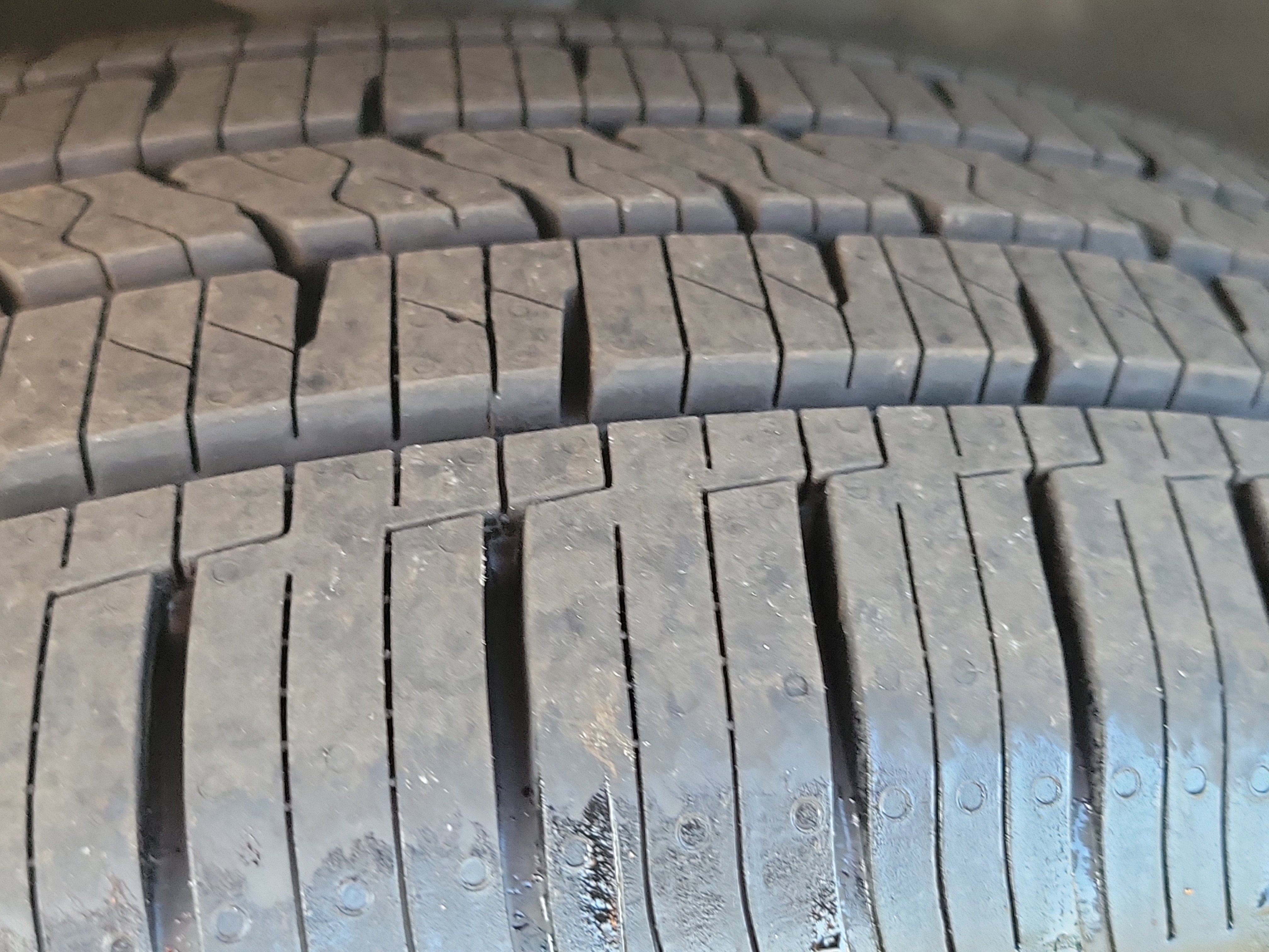 Used 2018 Ice Silver Metallic Subaru  image 8