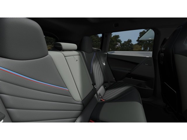 2026 BMW iX 45 - Photo 12