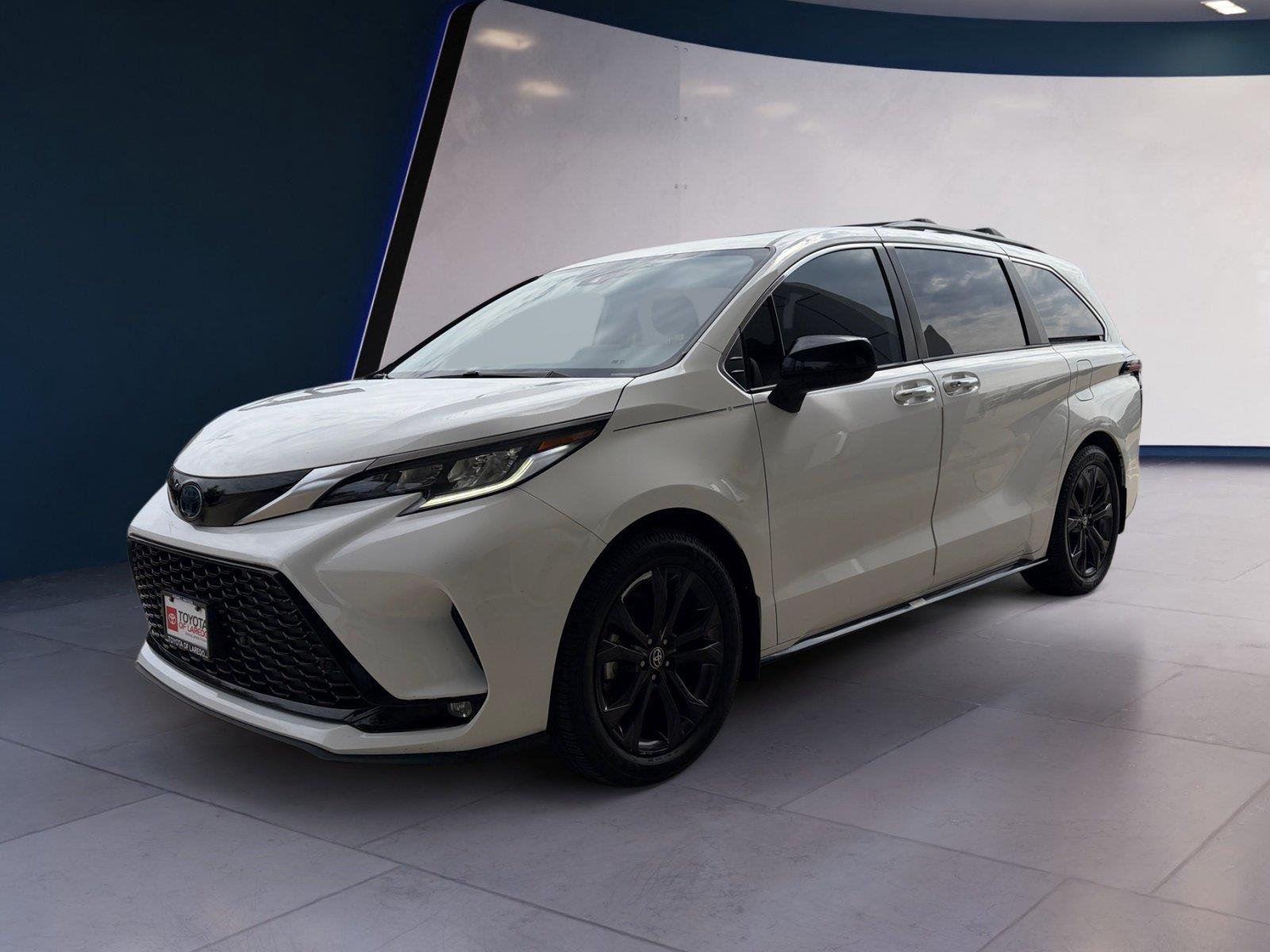 2022 Toyota Sienna XSE