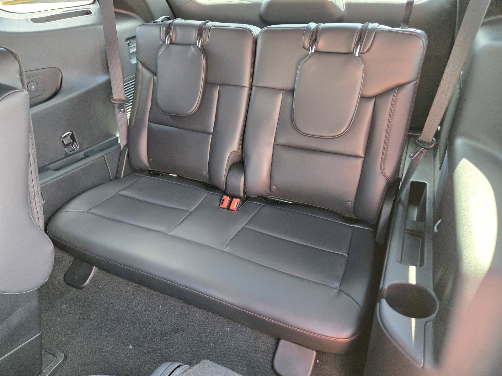 New 2026 Space White Metallic FORD ST-Line image 20
