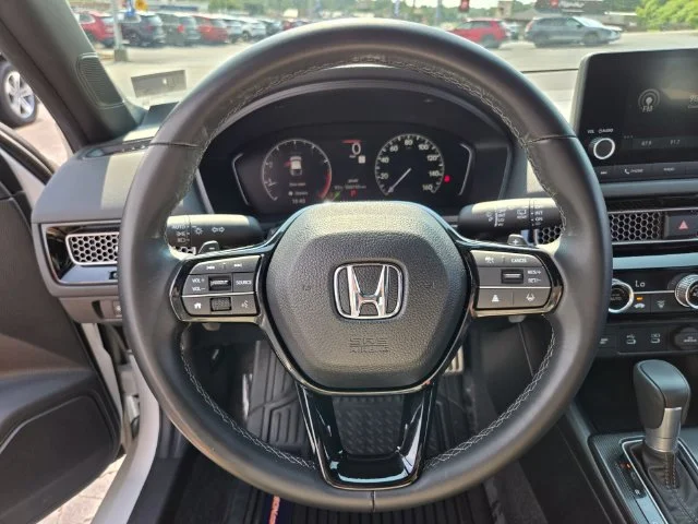 Used 2025 White Honda Sport image 31