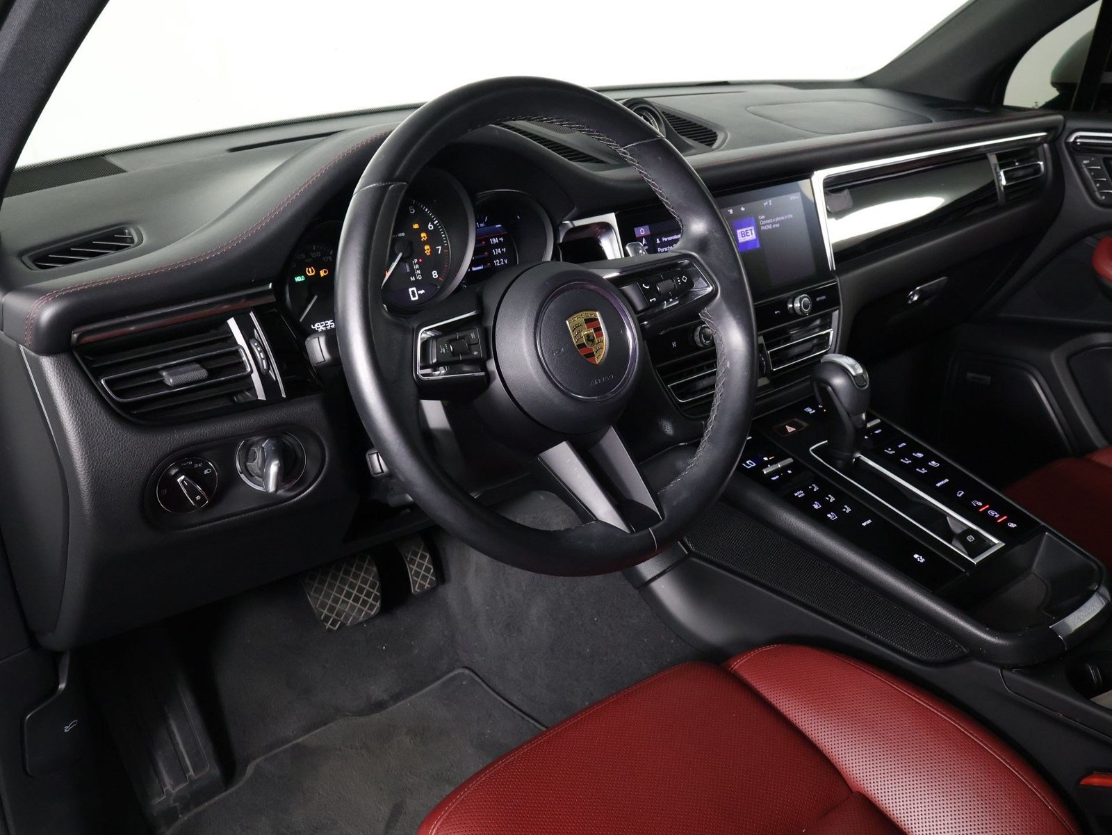 Certified Used 2023 White Porsche  image 4
