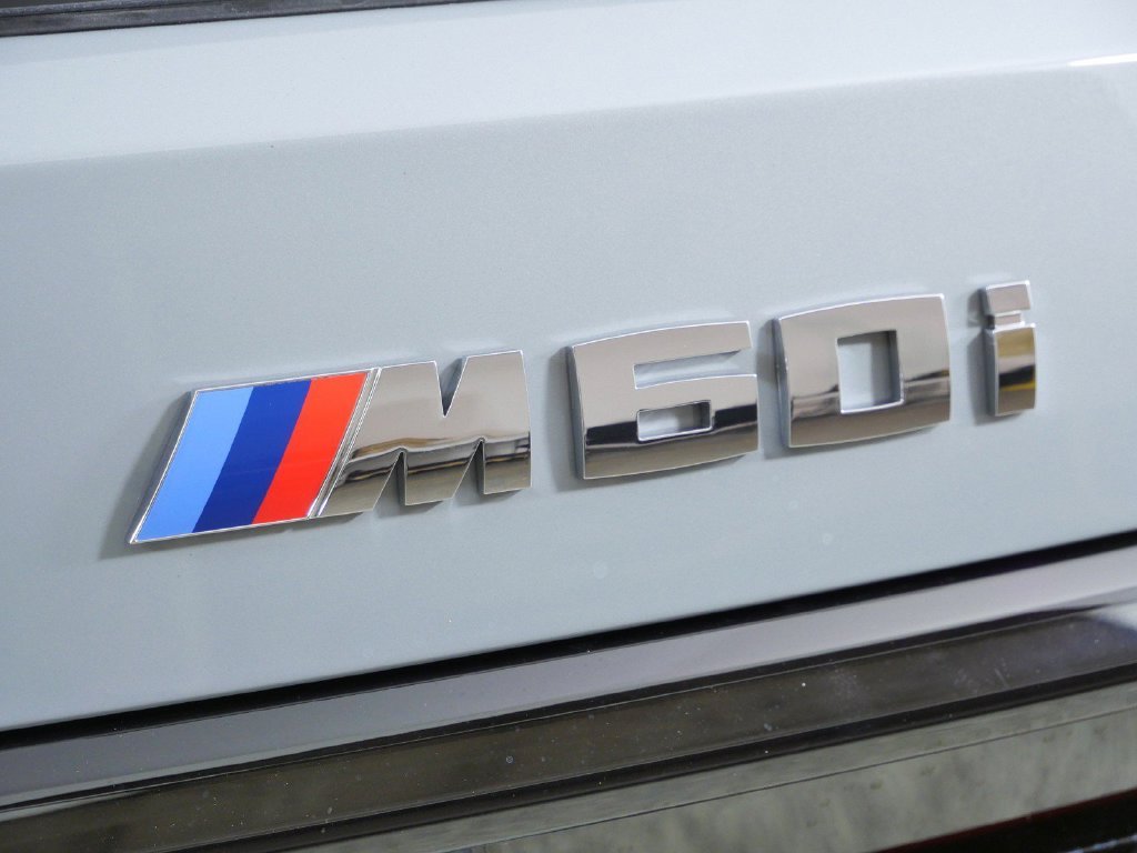 New 2027 Brooklyn Grey Metallic BMW M60i image 12