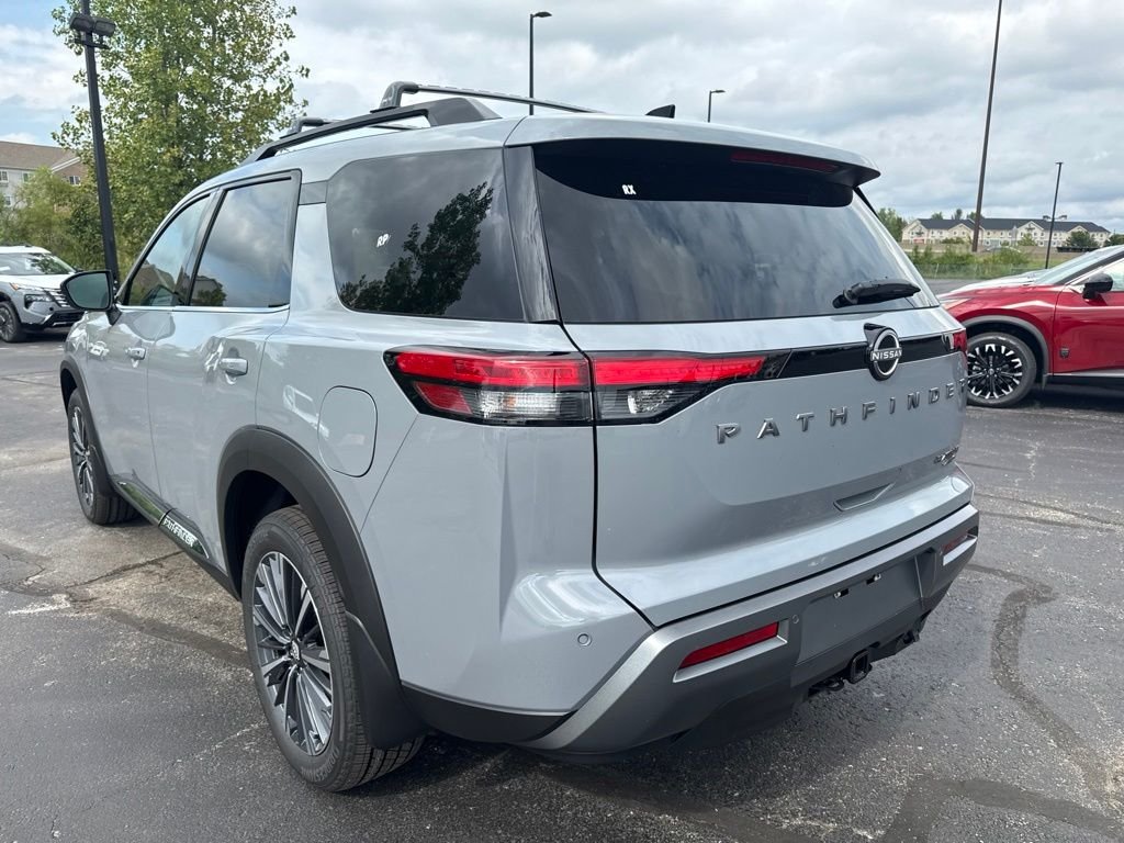 New 2026 Gray Nissan Platinum image 6