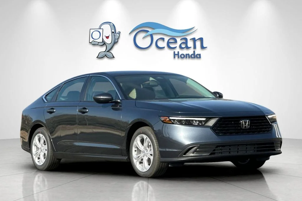 New 2026 Meteorite Gray Metallic Honda LX image 2