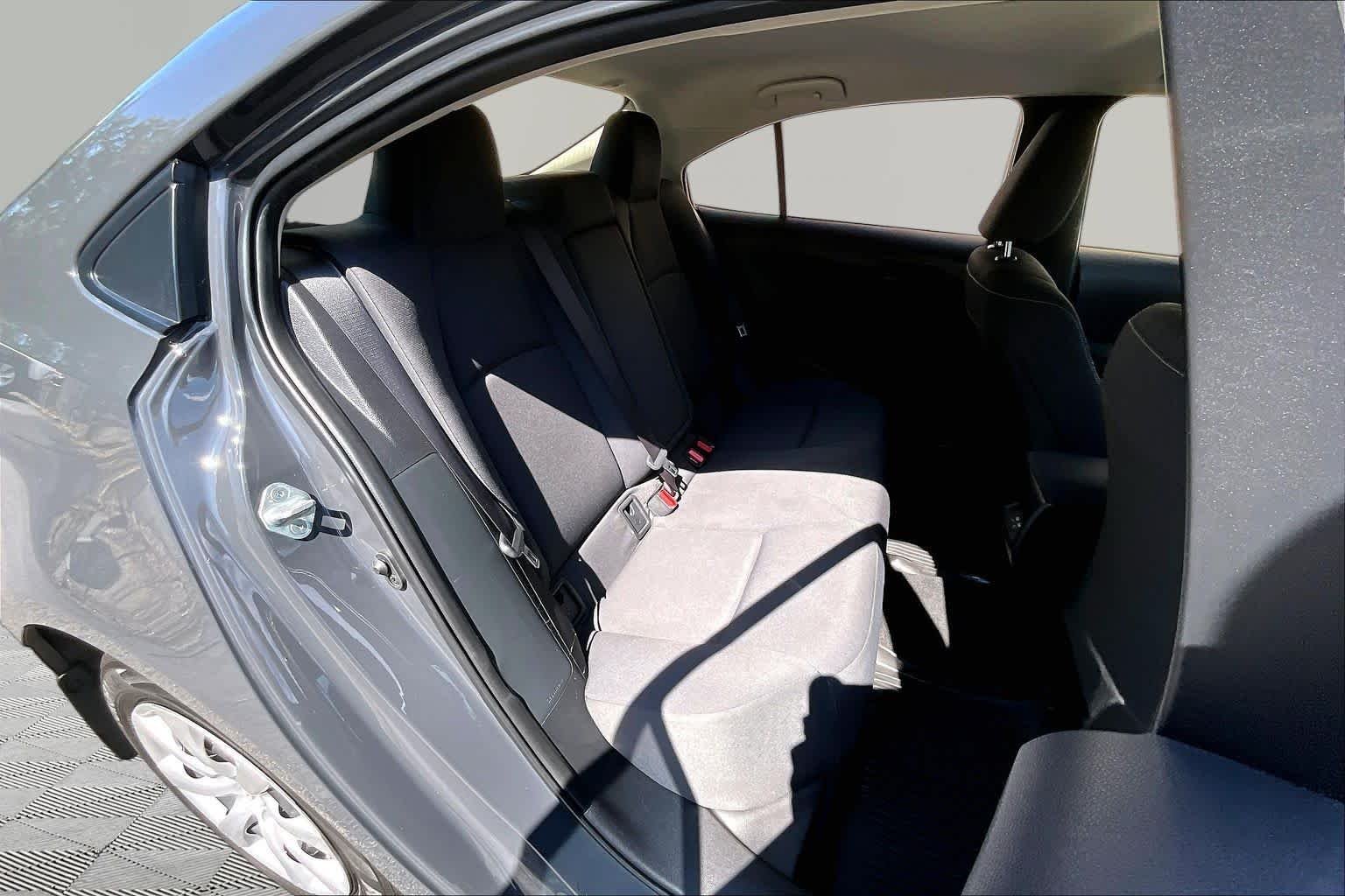 Used 2023 Underground Toyota LE image 20
