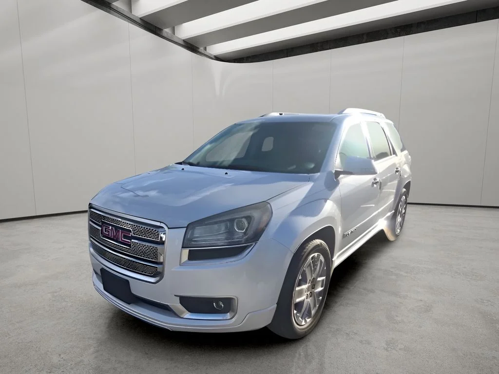 Used 2016 White Frost Tricoat GMC Denali image 2