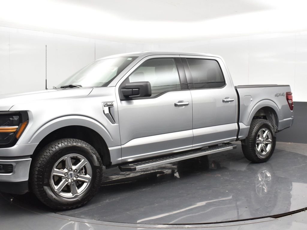 Used 2025 Silver Ford XLT image 14