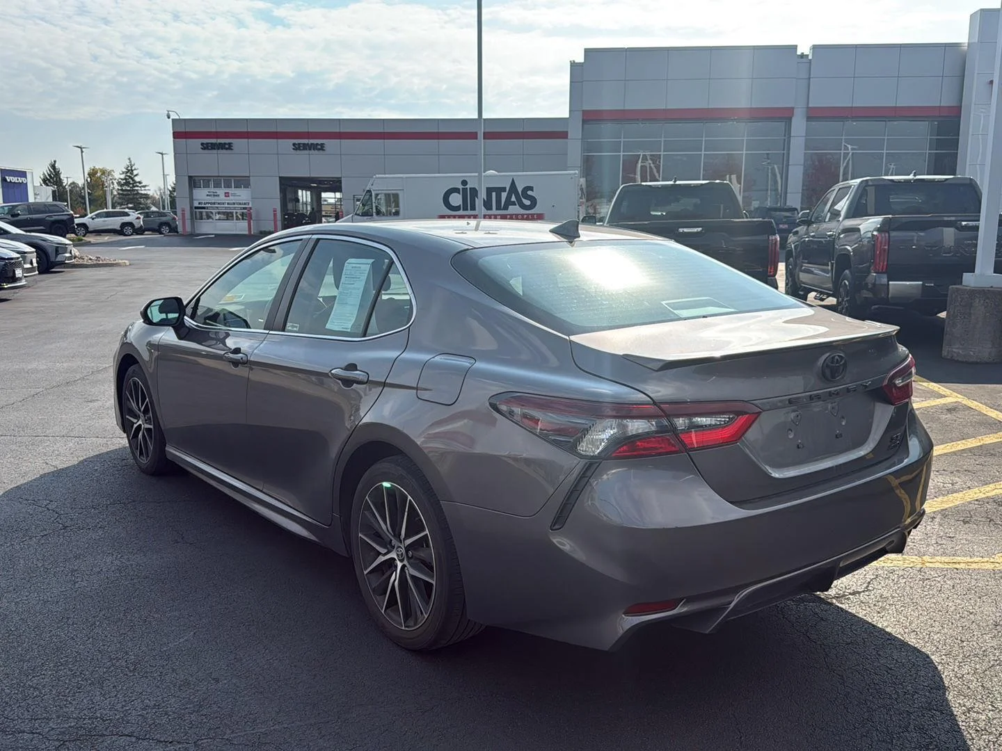 Used 2024 Predawn Gray Mica Toyota SE image 5