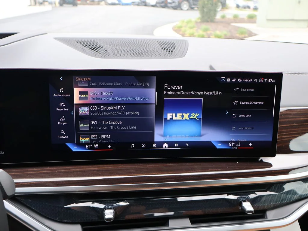 New 2026 Gray BMW xDrive40i image 7