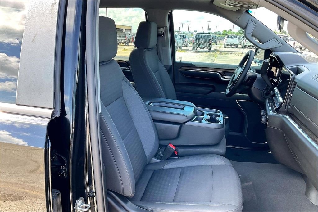 Used 2023 Black Chevrolet LT image 30