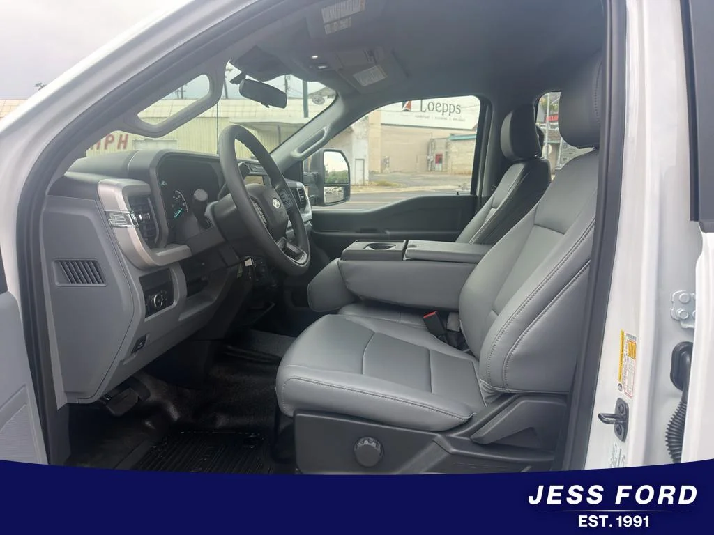 New 2026 Oxford White Ford F-350® XL image 12