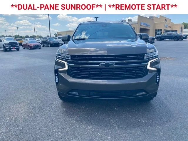 Used 2021  Chevrolet RST image 2