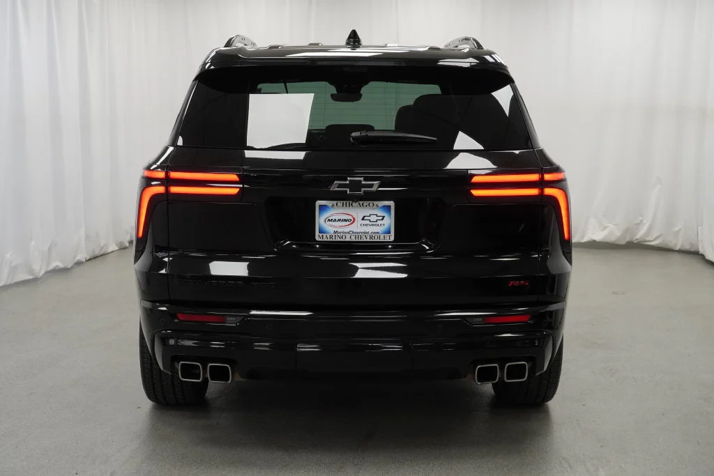 Used 2024 Mosaic Black Metallic Chevrolet RS image 40