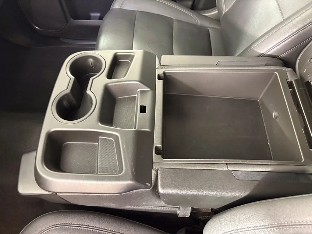 Used 2025 Summit White GMC SLT image 33