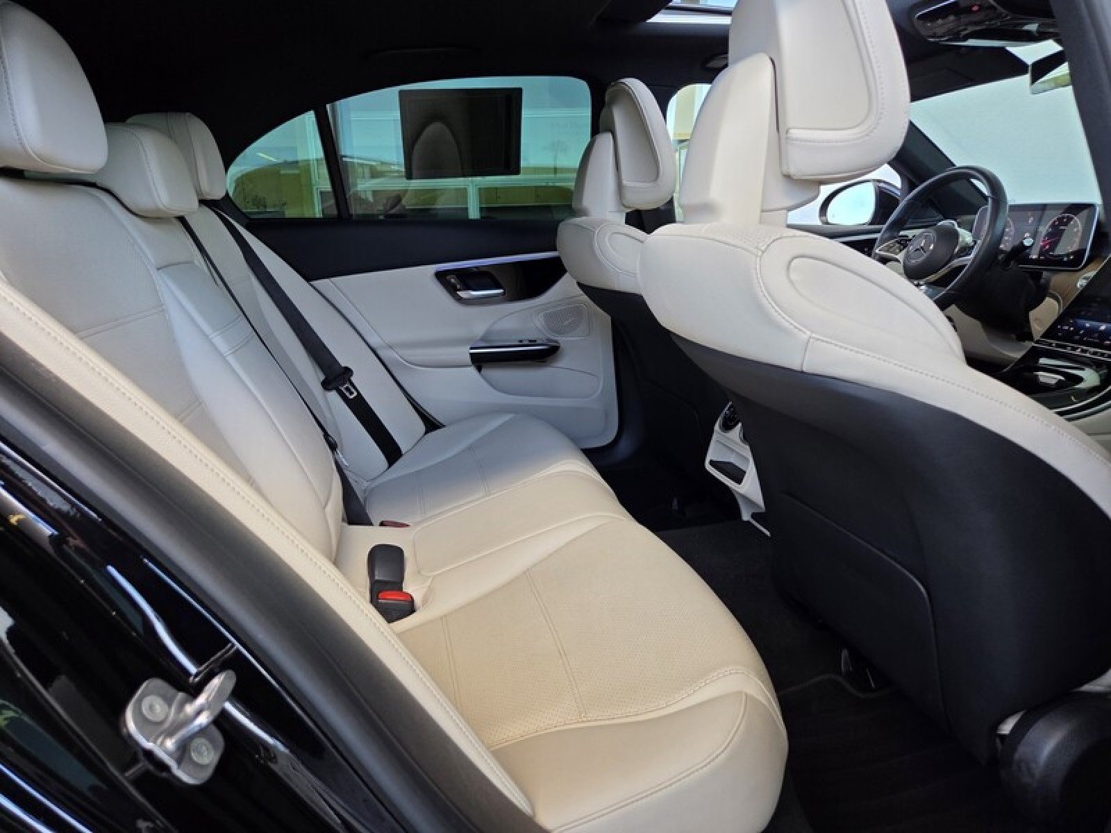 Certified Used 2024 Black Mercedes-Benz C 300 image 18