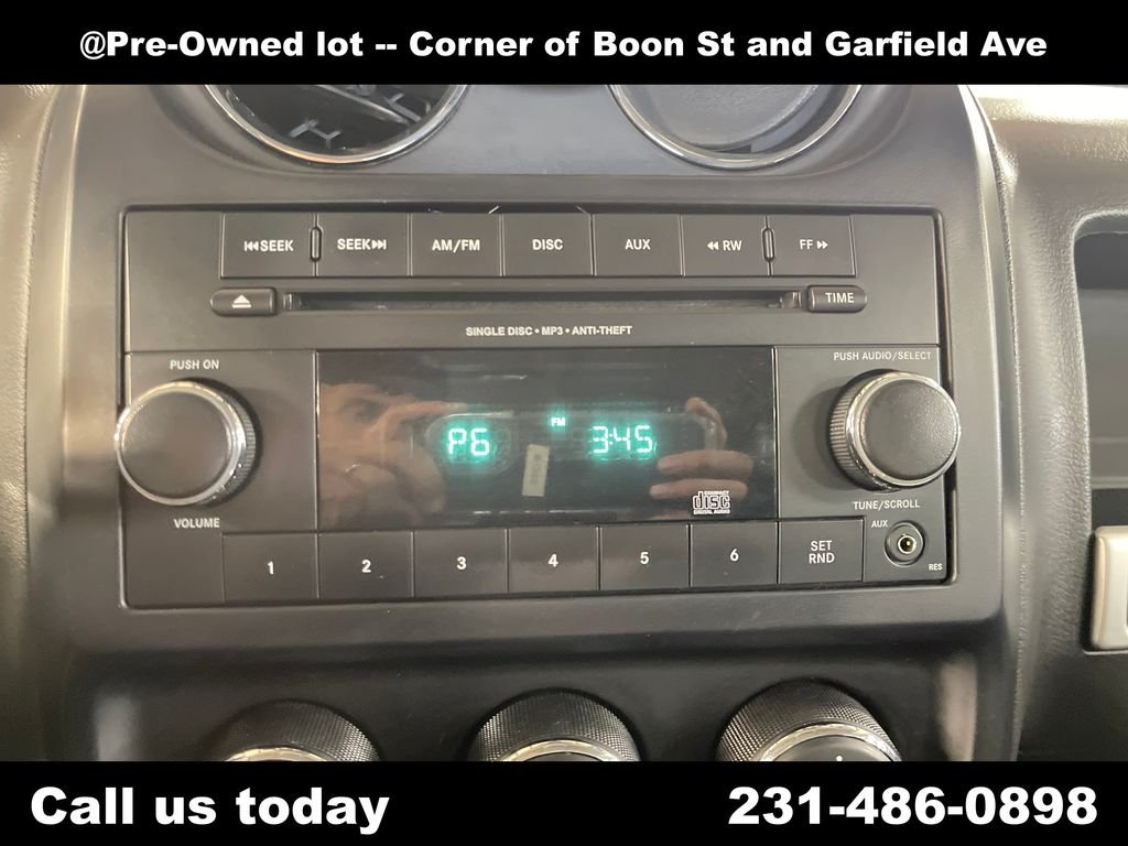 Used 2014 Red Jeep Sport image 22