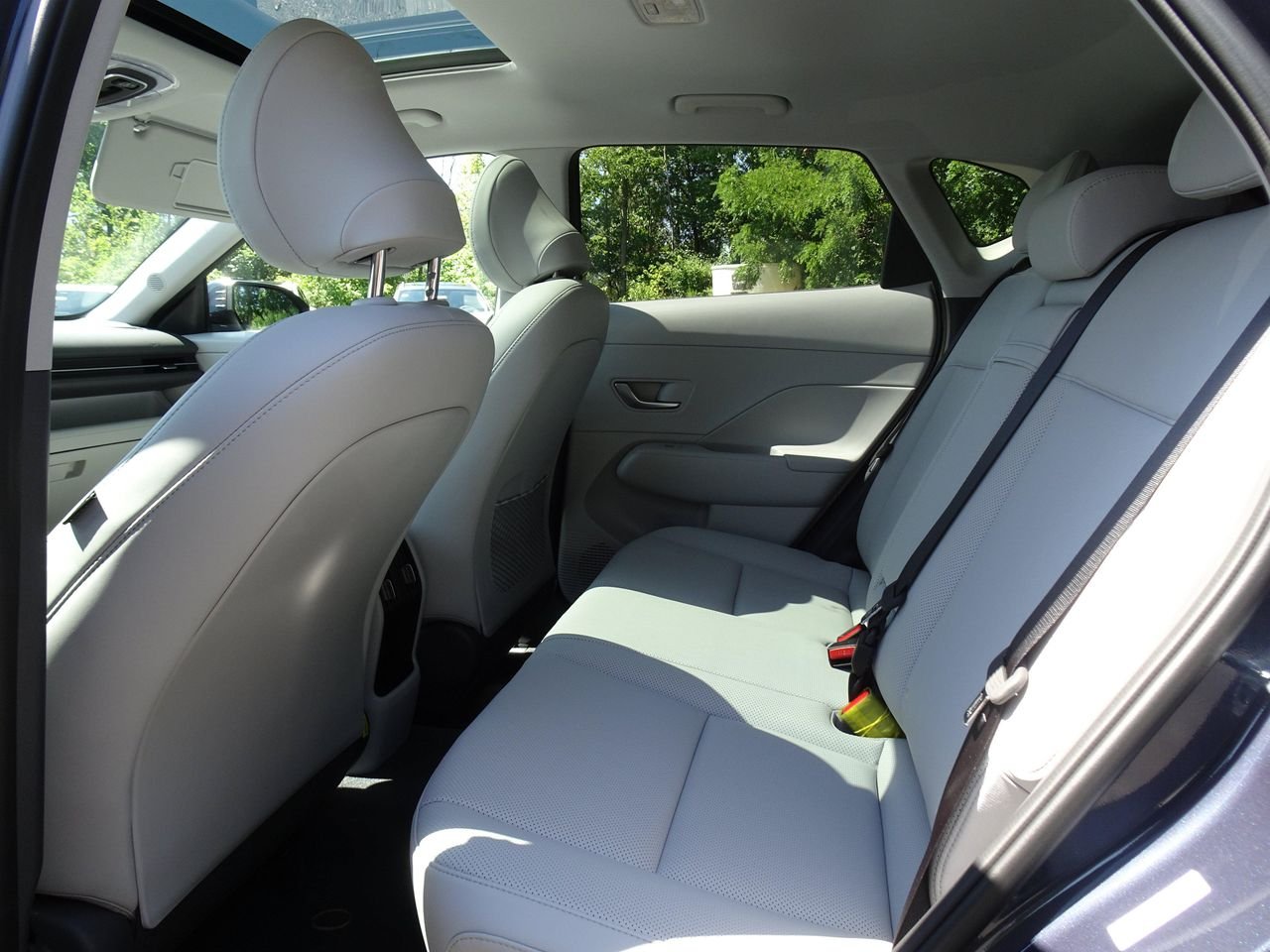 New 2027 Blue Hyundai Limited AWD image 15