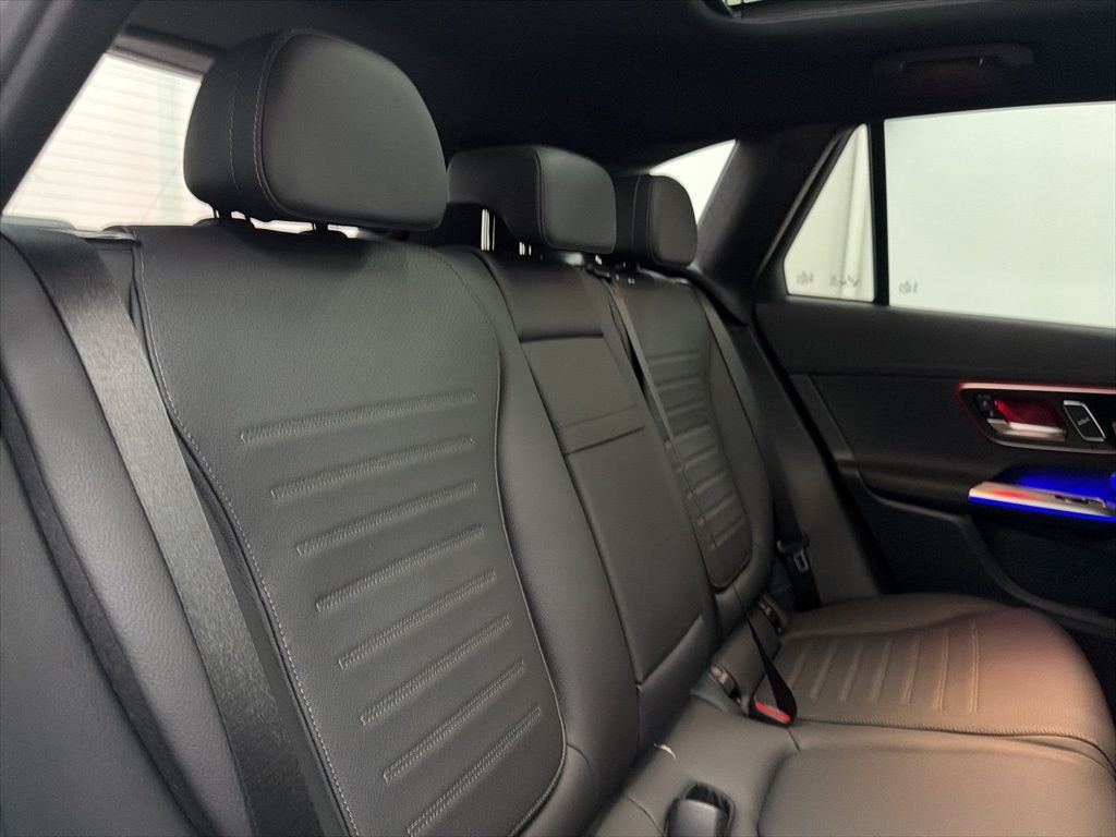 Used 2026 White Mercedes-Benz GLC 300 image 26