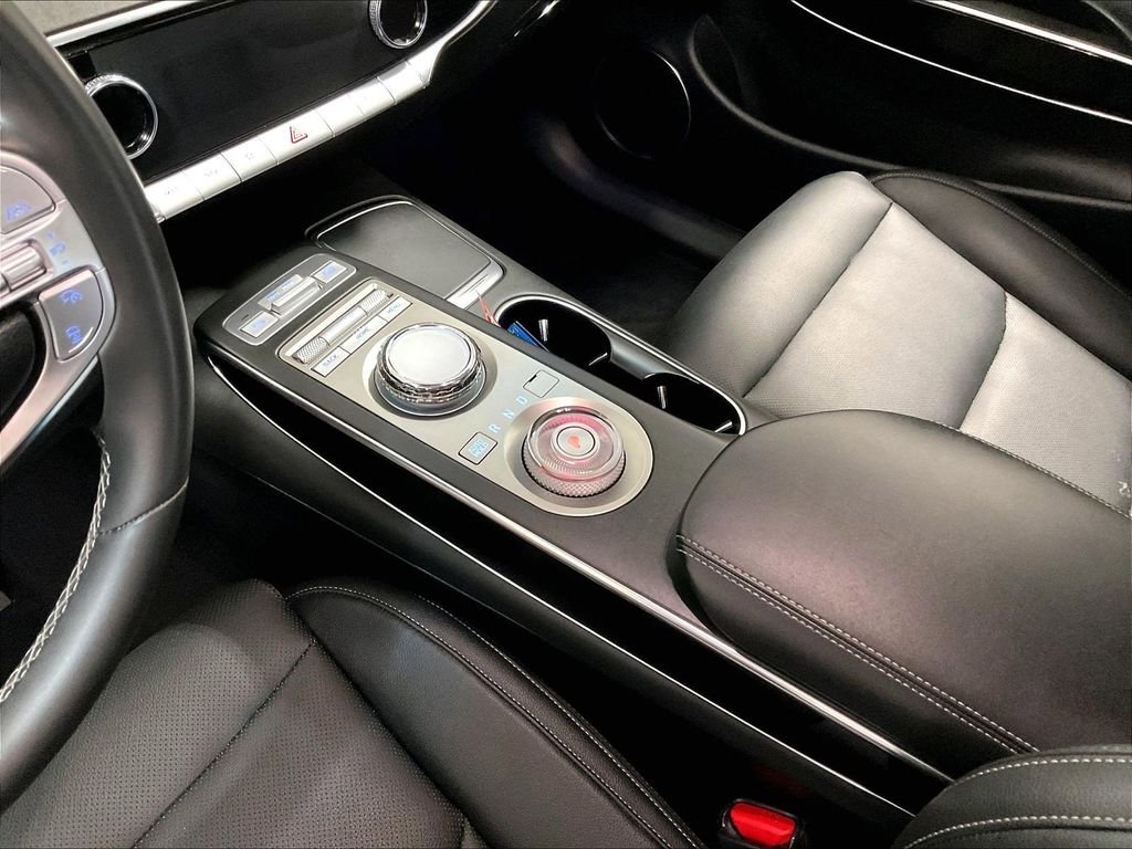 Used 2025 Silver Genesis 2.5T image 20