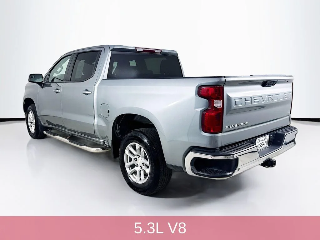 Used 2023 Gray Chevrolet LT image 5