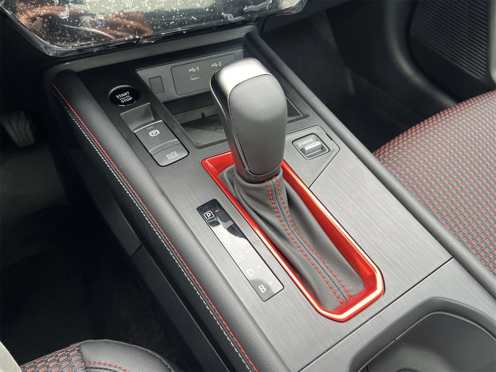 2025 Nissan Kicks SR - Photo 9
