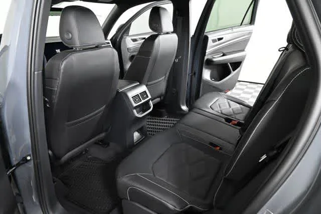 2026 Volkswagen Atlas Cross Sport SE w/Tech - Photo 23