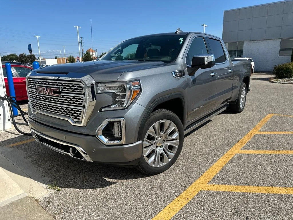 Used 2021 Gray GMC Denali image 1