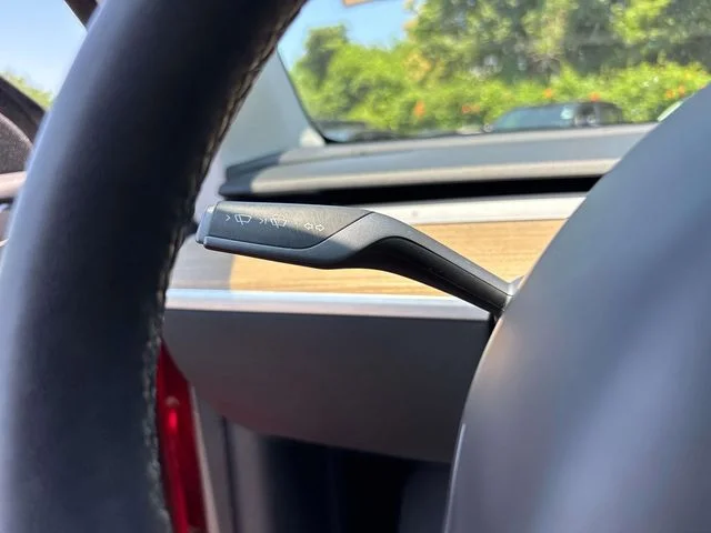 Used 2022 Red Tesla Long Range image 32