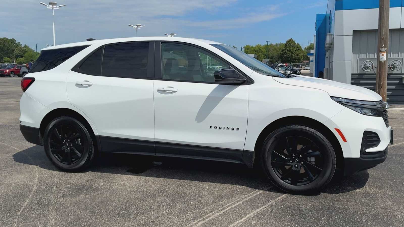 2024 Chevrolet Equinox LS - Photo 9