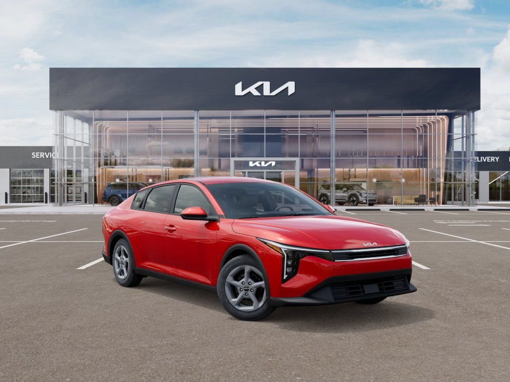 Used 2025 Red Kia LXS image 8