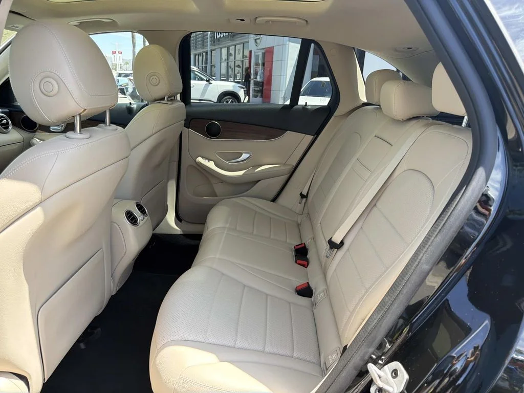Used 2022 Black Mercedes-Benz 300 image 26
