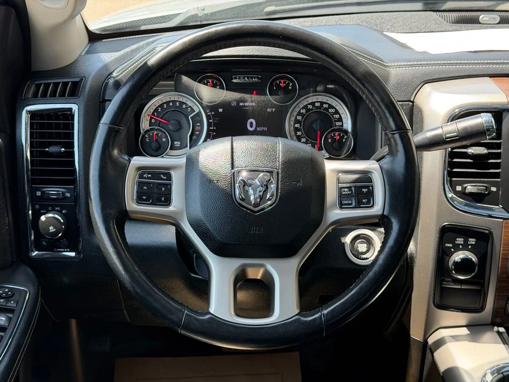 Used 2017 Silver Ram Laramie image 14