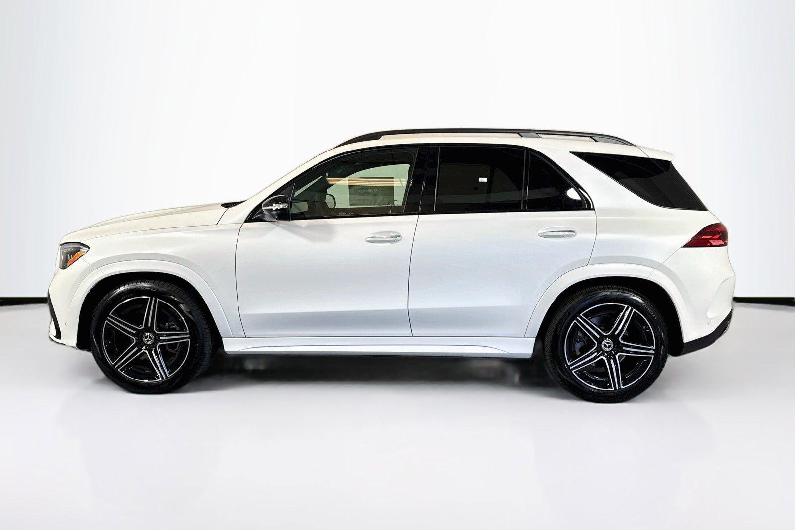 New 2026 Manufaktur Moonlight White Magno Mercedes-Benz GLE 450 image 8