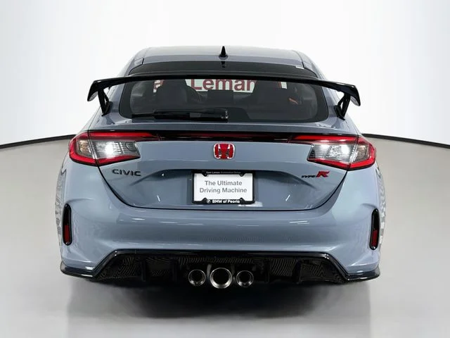 Used 2024 Gray Honda  image 6