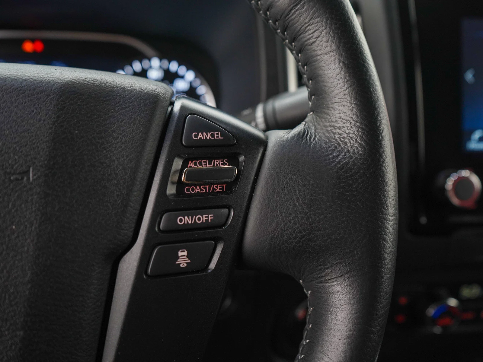 Used 2023 Super Black Nissan SV image 29