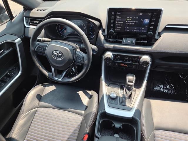 Certified Used 2020 BLUEPRINT/MIDNIGHT B Toyota  image 33