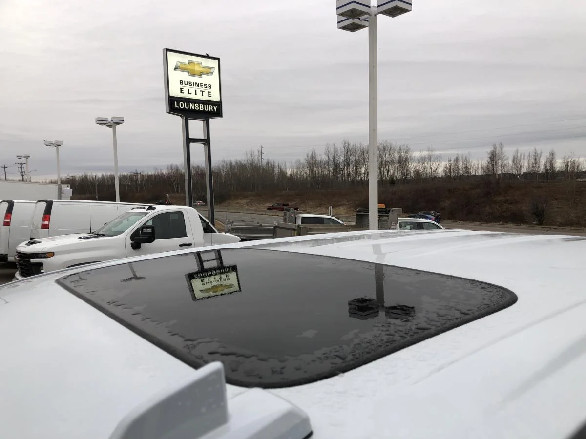 Used 2026 White Chevrolet 4wd Crew Cab 147 image 22