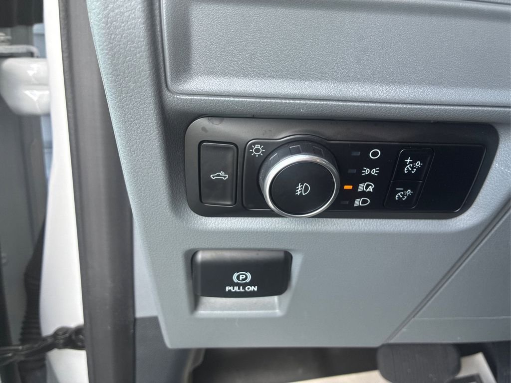 Used 2023 White Ford XLT image 15