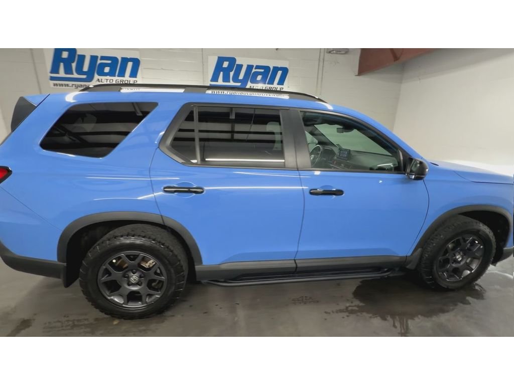 Used 2025 Diffused Sky Pearl Honda TrailSport image 9