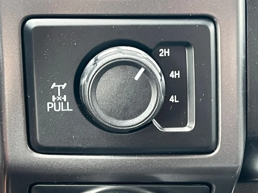 Used 2019 Black Ford XLT image 29