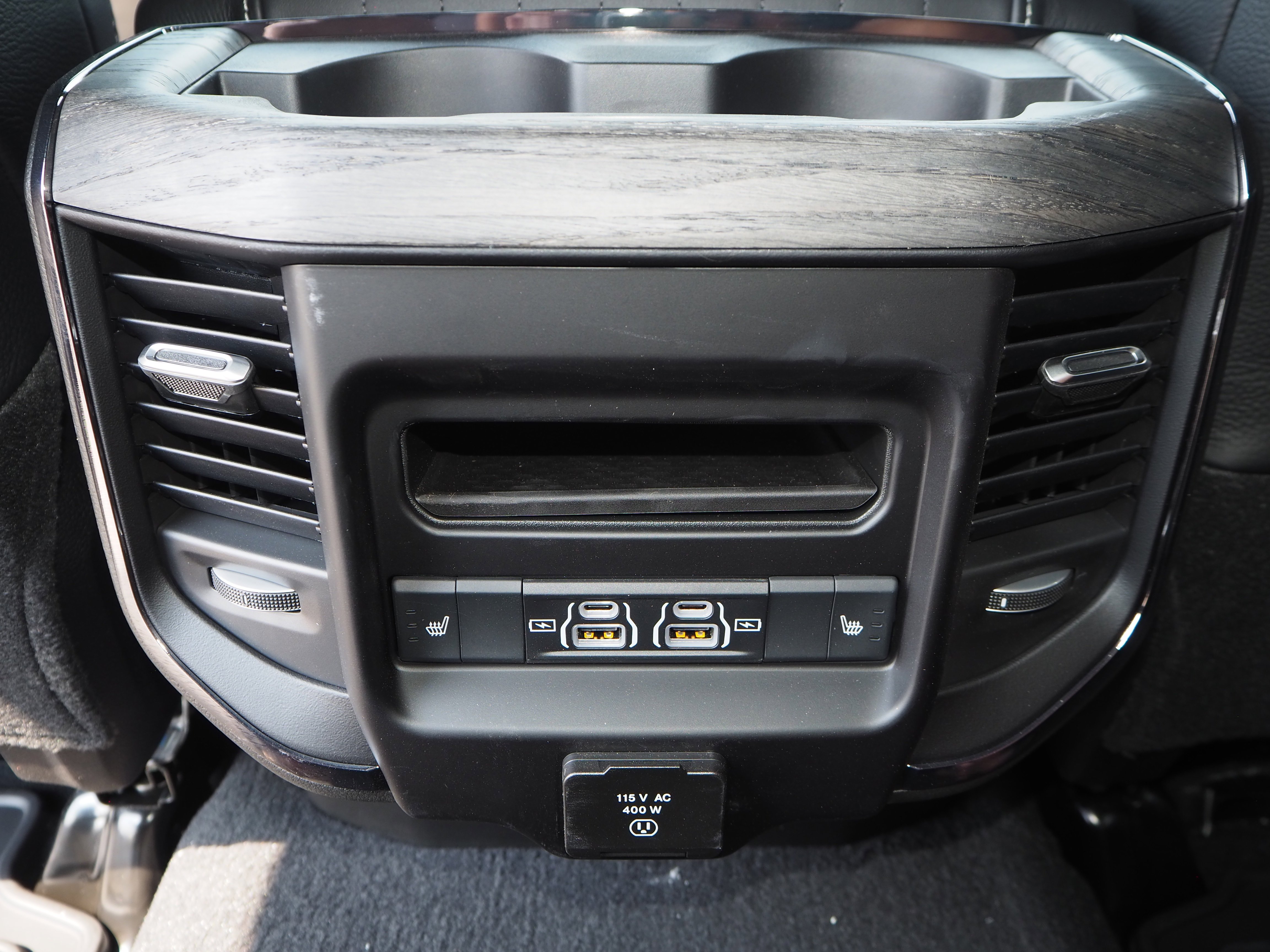 2025 RAM 2500 Limited - Photo 22