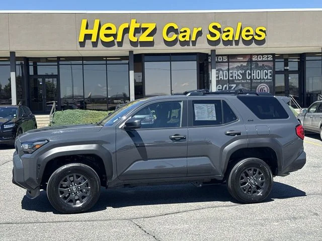 2026 Toyota 4Runner SR5 4WD's photo
