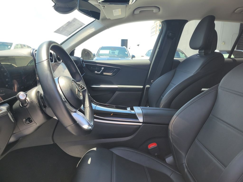 Certified Used 2023 White Mercedes-Benz GLC 300 image 24