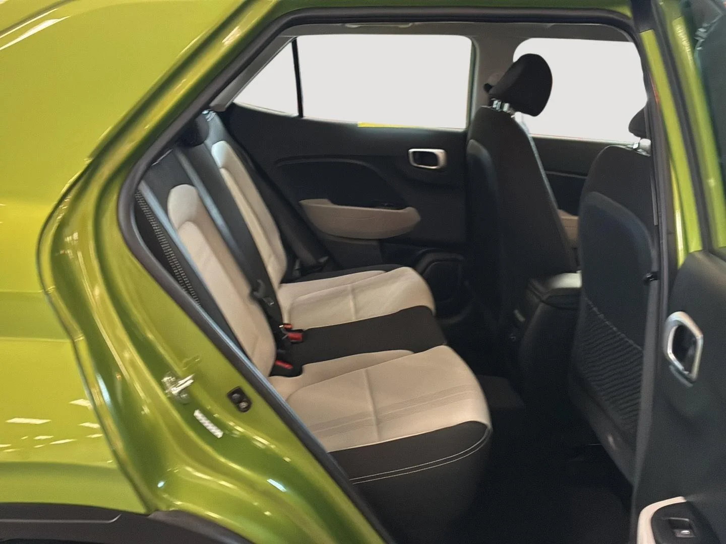 Used 2024 Green Apple Hyundai SEL image 13