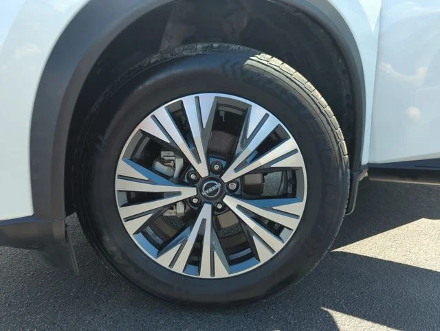 Used 2023 White Nissan SV image 48