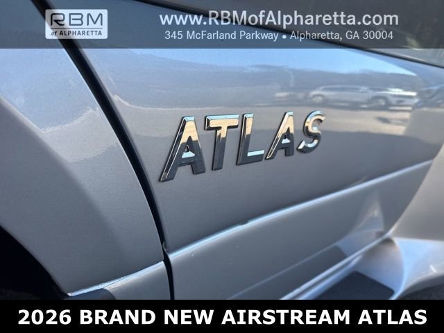 New 2025 high-tech silver metallic Mercedes-Benz Modern Griege image 12