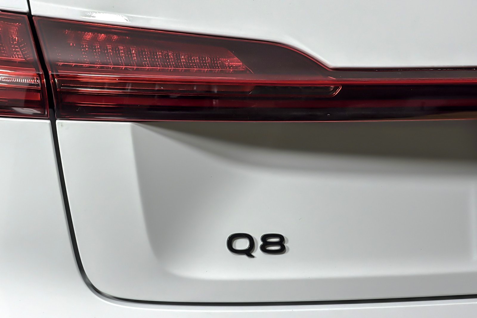 Used 2024 Glacier White Metallic Audi Premium Plus quattro image 26