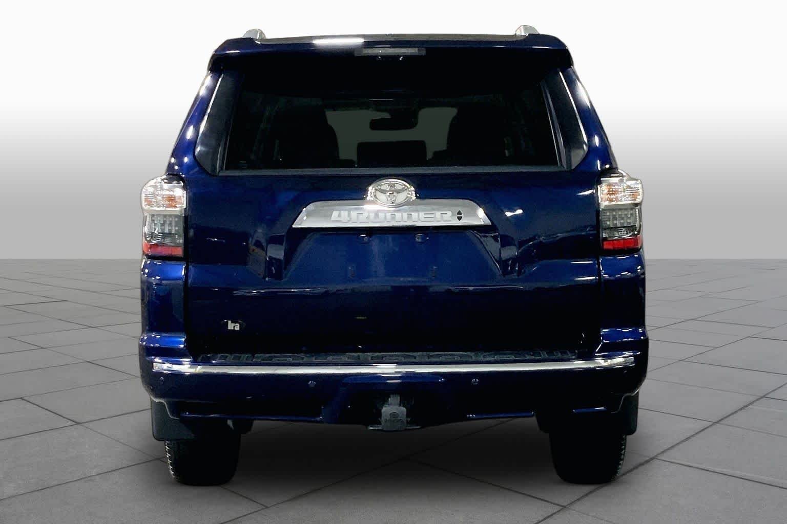 Used 2022 Nautical Blue Metallic Toyota Limited image 5