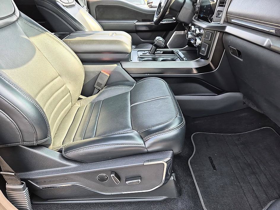 Used 2023 Gray Metallic Ford Platinum image 38